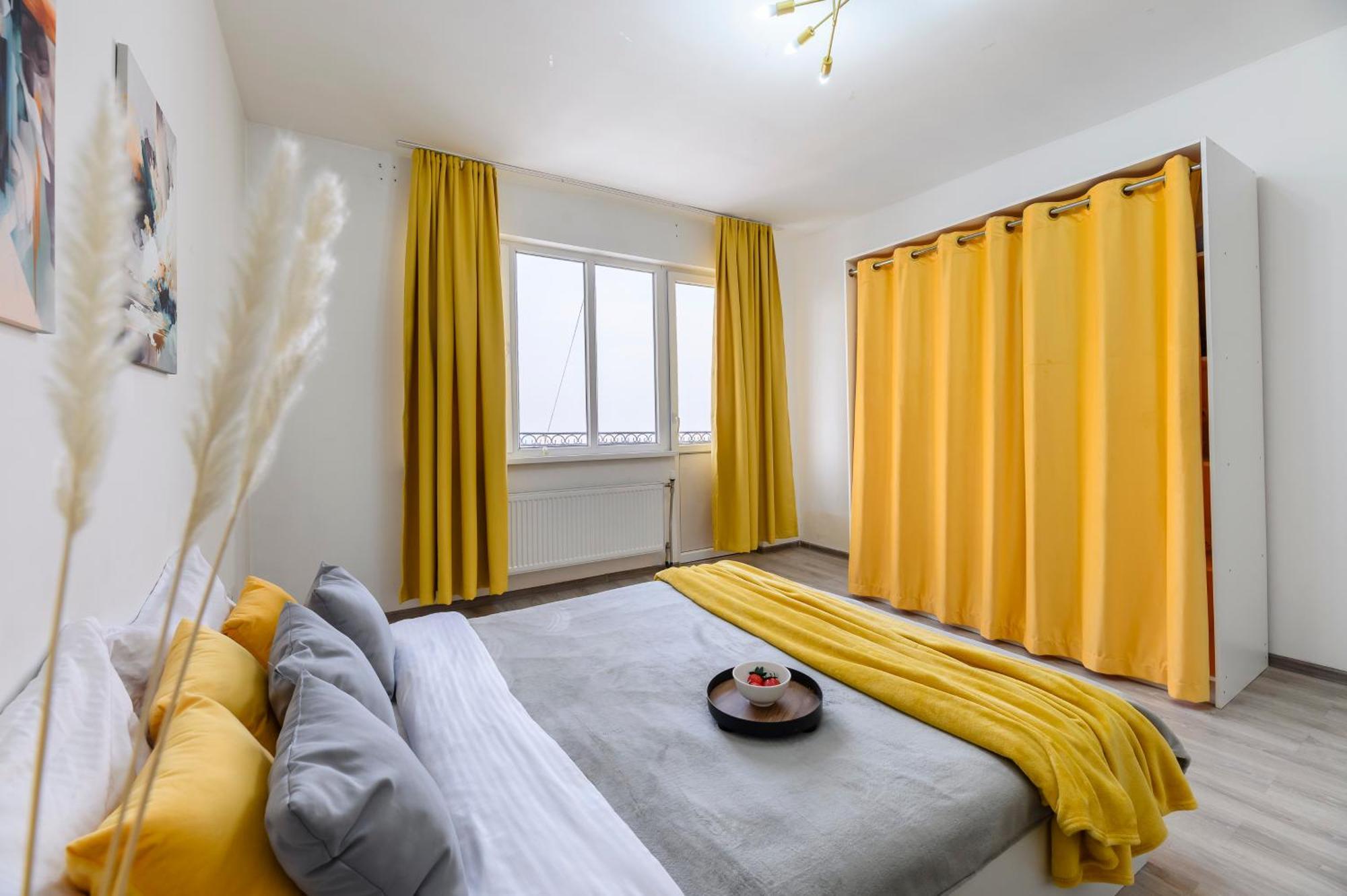 большая на 8-9 человек, с красивым видом 47 Apartment *